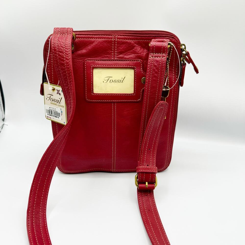 Vintage Fossil Y2K Red Leather Crossbody Bag Everyday Organizer NEW - Picture 2 of 10